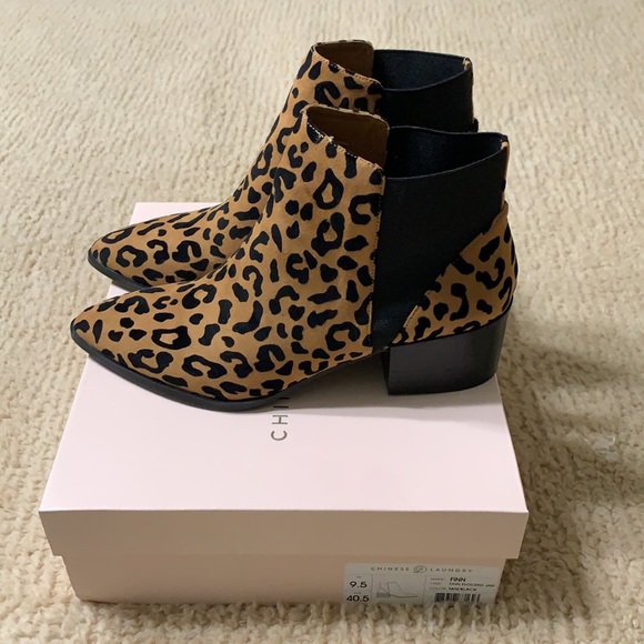 NIB - Chinese Laundry - Finn Pointed Toe Boot - Picture 3 of 3